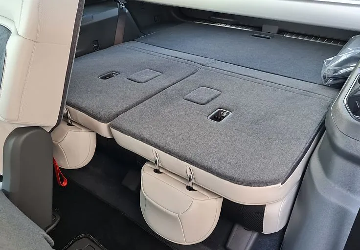 Zunanja slika - KIA EV9 - 99.8 kWh GT-Line Launch 141.5 kW  192KM - 12