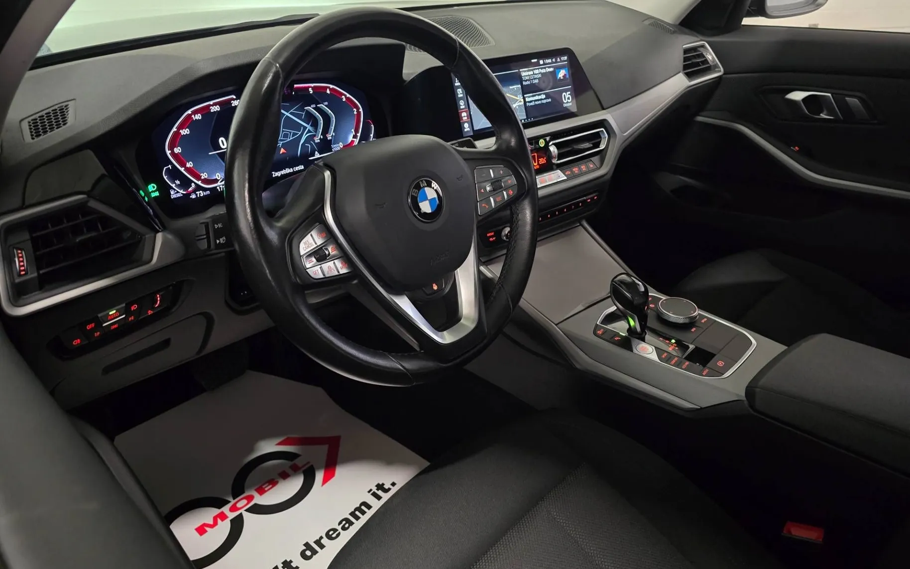 Notranja slika - BMW serija 3 Touring: - 320d Touring Advantage Avt- Laser.asist.HiFi.ALU18 - 9