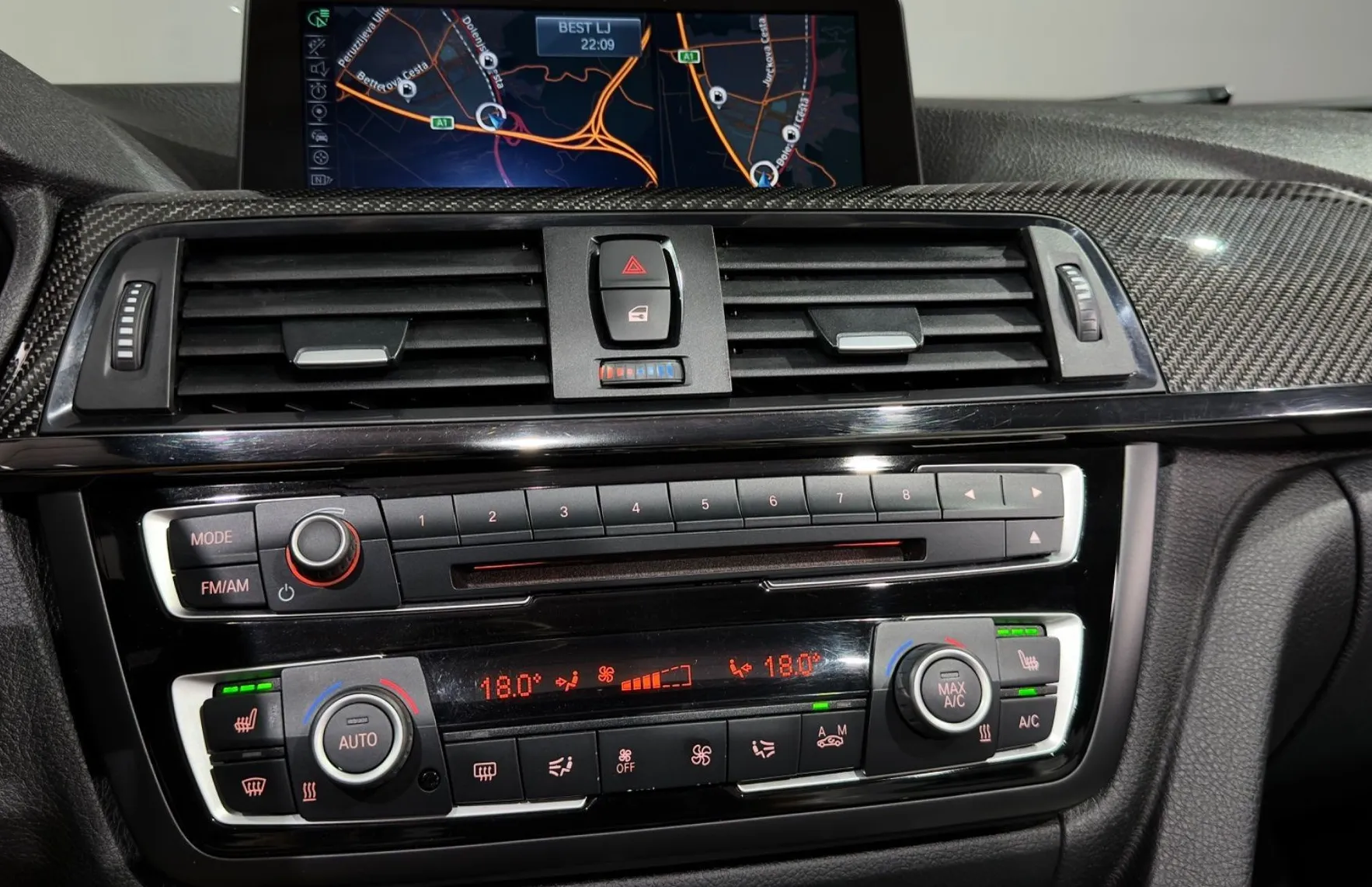 Zunanja slika - BMW M4 - Cabrio - KAMERA - H K - HEAD UP - GRET. SED. ... - 12