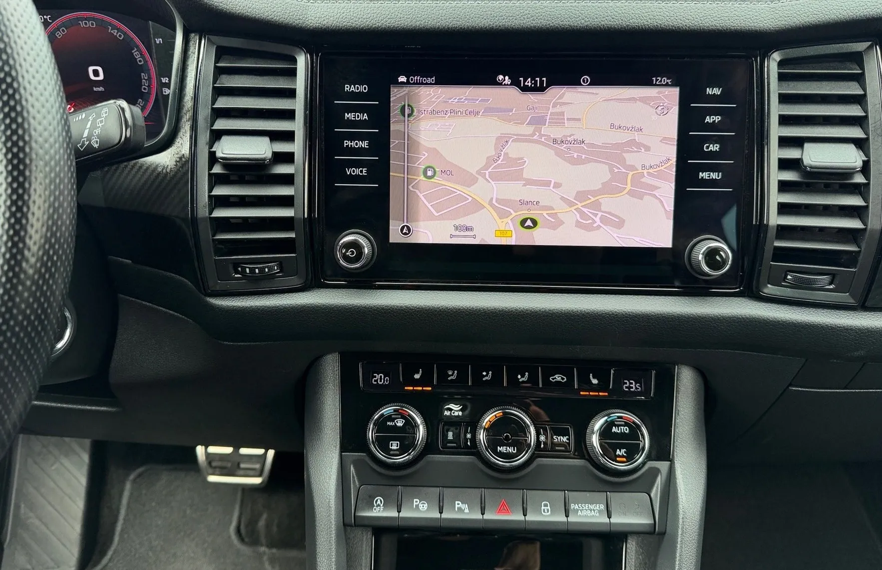 Zunanja slika - Škoda Kodiaq - 4x4 2.0 TDI Sportline DSG-20 COL Webasto-Memory... - 9