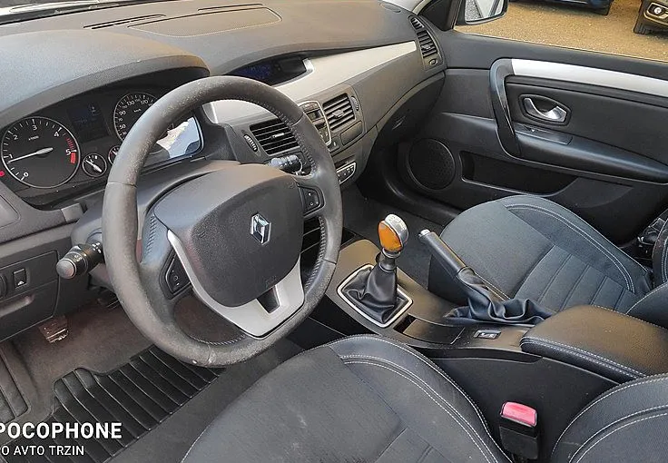 Zunanja slika - Renault Laguna - 2.0 dCi-DELNO USNJE-ALU.PLATIŠČA-AVTO.KLIMA - 6
