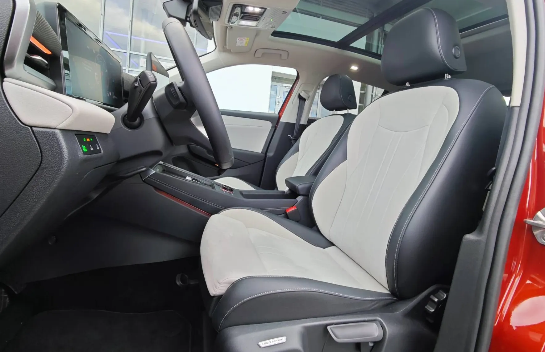 Zunanja slika - Volkswagen T-Roc - 1.5 eTSI Style DSG ||NOVI MODEL||ATRAKTIVEN|| - 7