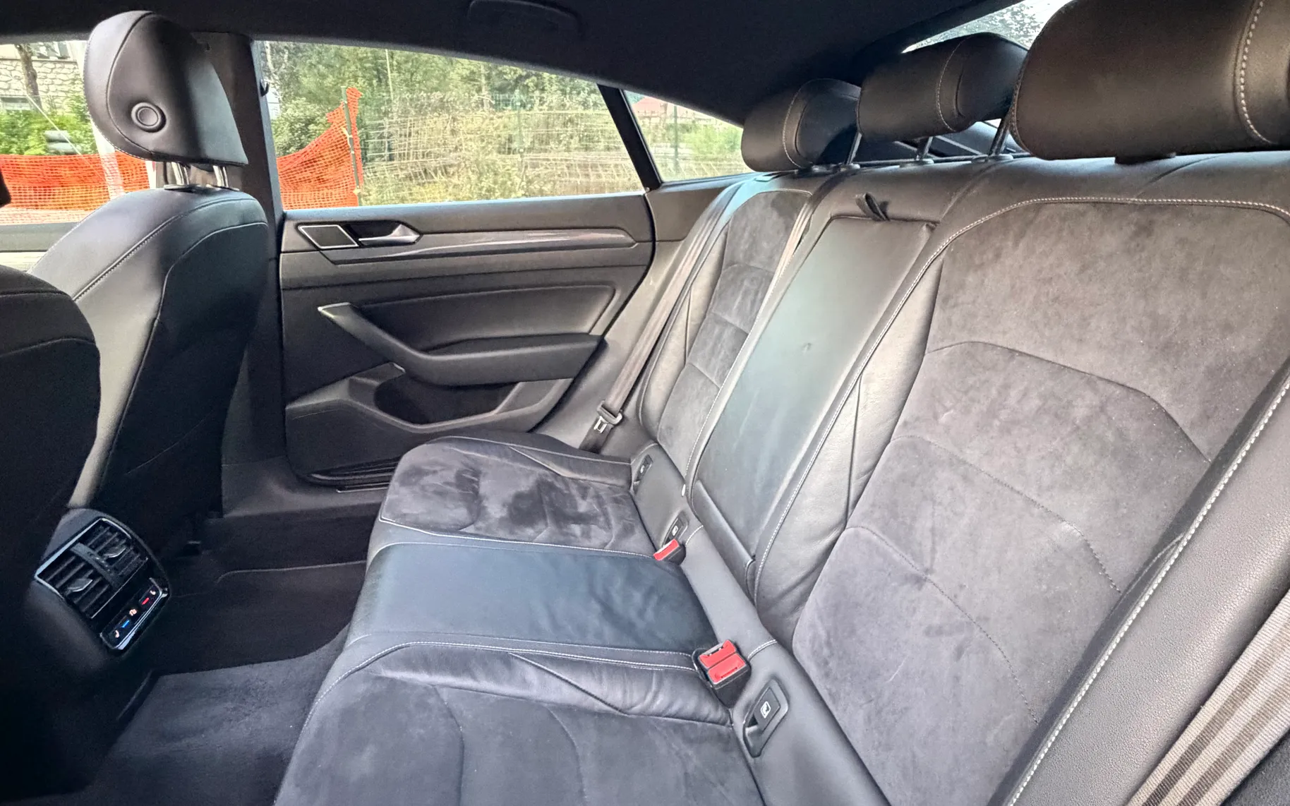 Notranja slika - Volkswagen Arteon - Volkswagen  2.0 TDI R-Line - 7