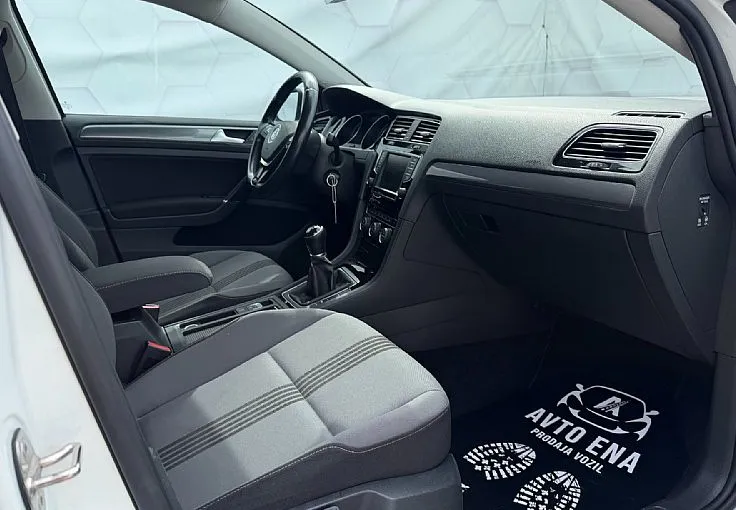 Zunanja slika - VW Golf - Variant 1.6TDI Allstar- PDC 2x - ALU16 - NAVI - GRETJE SED - 9