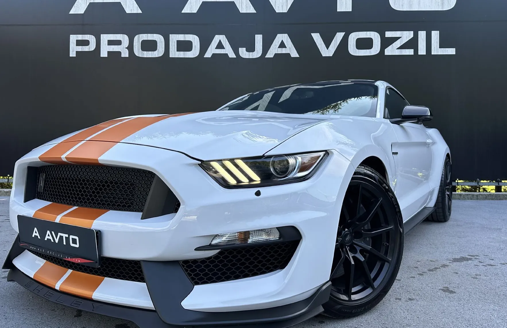 Zunanja slika - Ford Mustang - SHELBY 5.2 V8 FPC 533KS - ATRAKTIVEN - 1