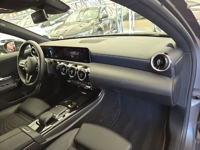 Zunanja slika - Mercedes-Benz A Class Long - A 180 Style Avt. LED KAMERA 360° NAVI 59.000KM - 10