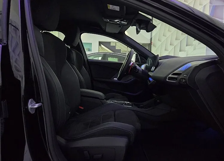 Zunanja slika - BMW Serija 1 - : M135i xDrive-RADAR-KEY-LED-HARMAN-HUD-KAM360 - 11