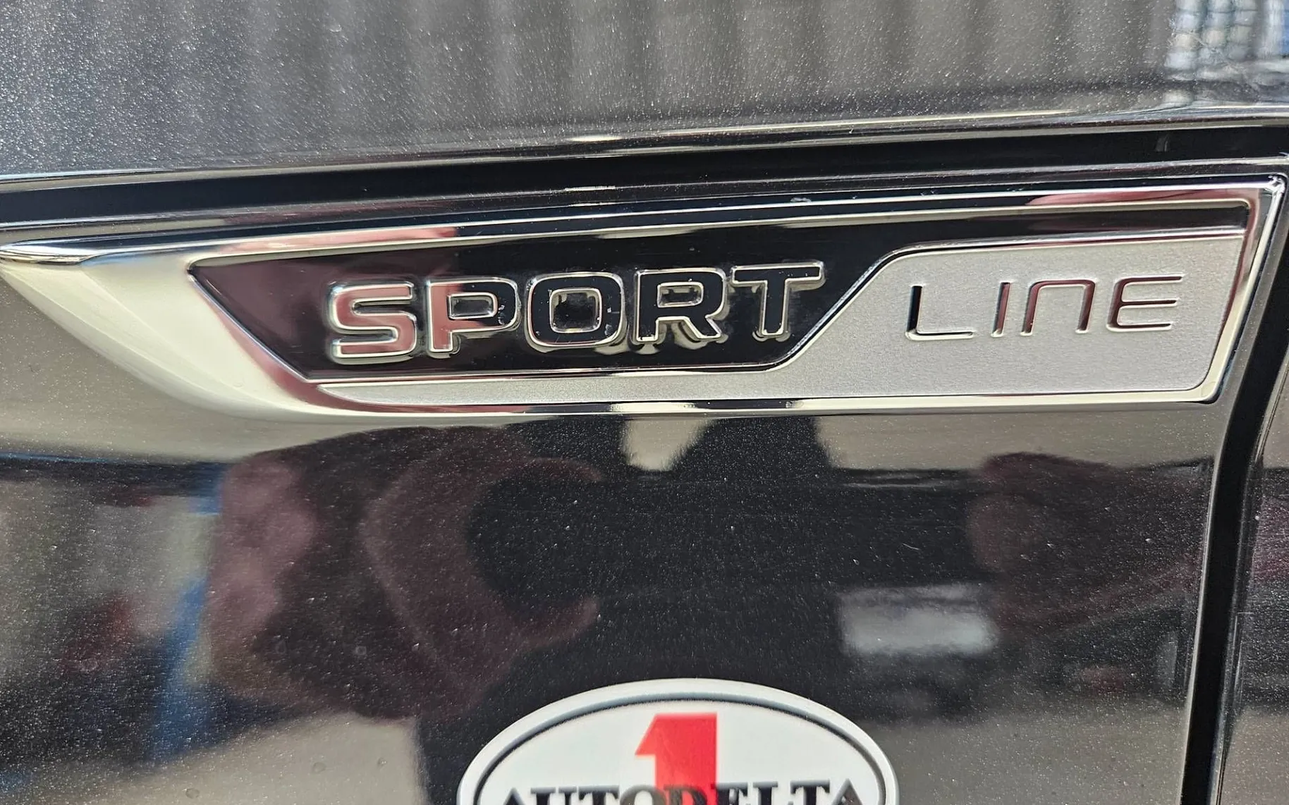 Notranja slika - Škoda Superb - 2.0 TDI Sportline Combi DSG 147 kW - 7
