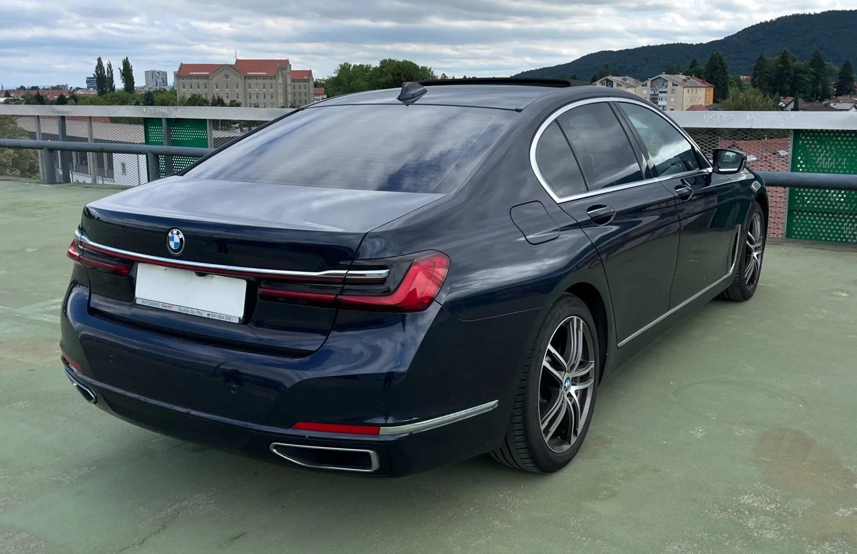 Zunanja slika - BMW Serija 7 - : 730d xDrive Avt. LASER.360°POGLED. ZRAČ. BLAZ. - 5