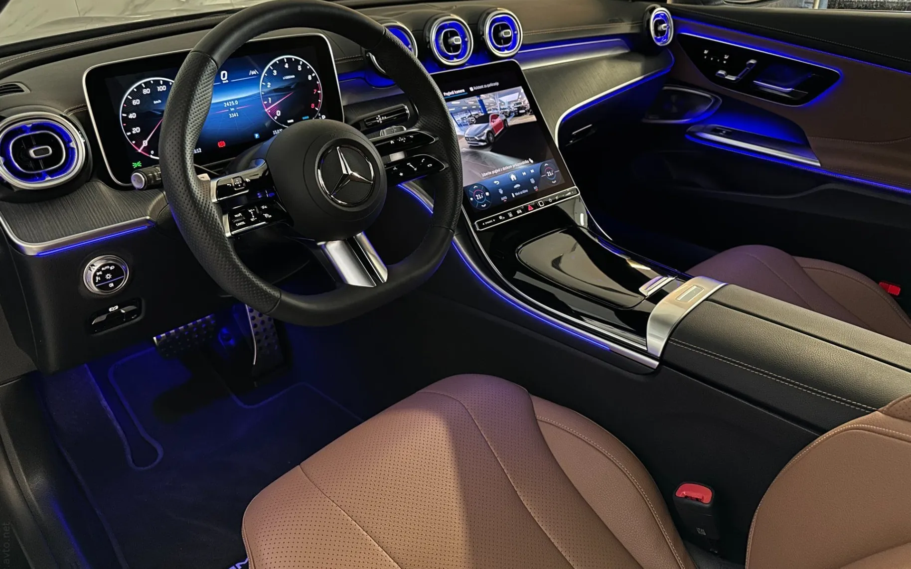 Notranja slika - Mercedes-Benz CLE-Razred - Coupe 300 4MATIC |AMG|Pano|Hlajenje|Webasto|360K| - 8