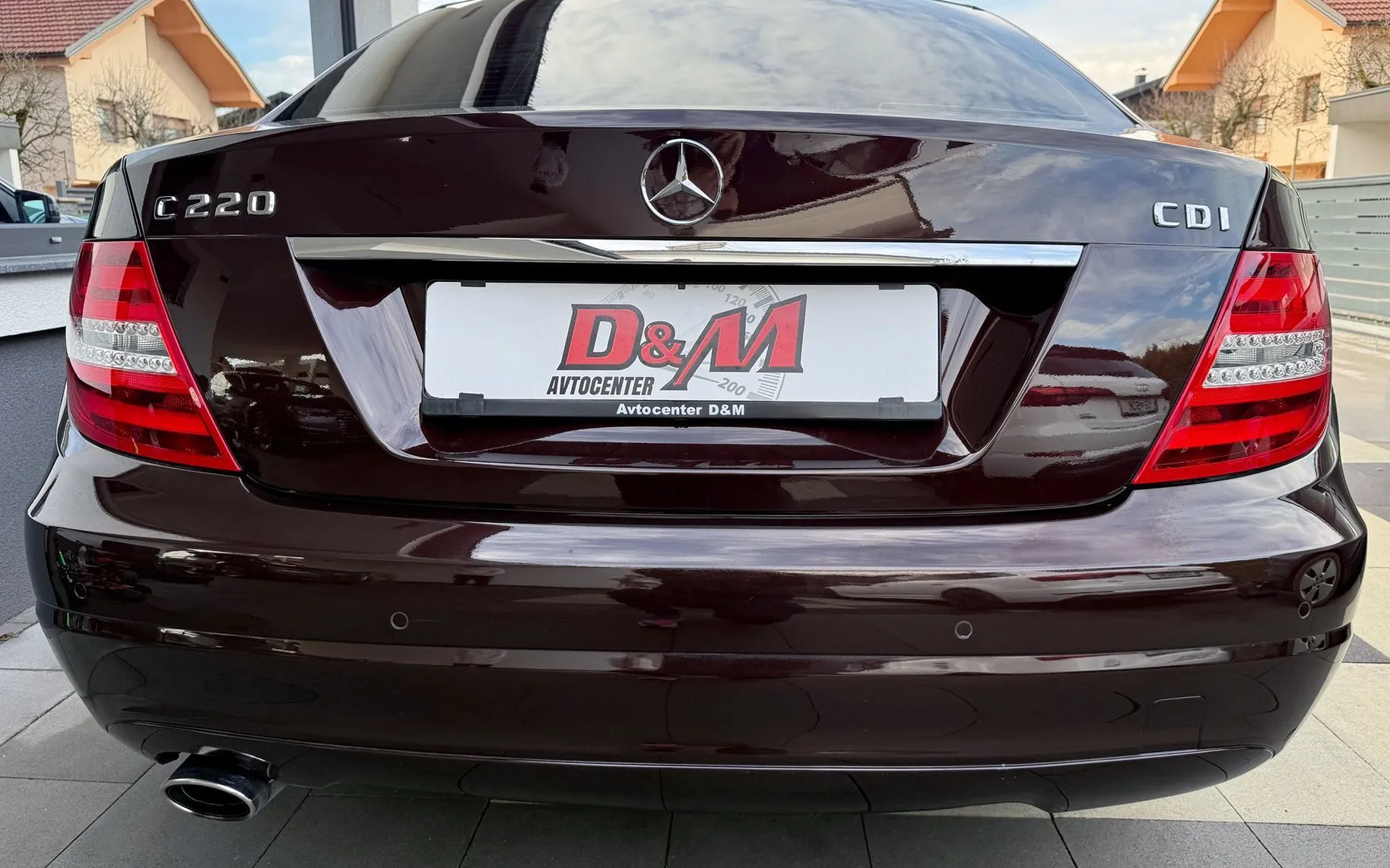 Zunanja slika - Mercedes-Benz C-Razred - C 220 CDI|SLO|XENON|NAVI|2X PDC|NOVE GUME - 6