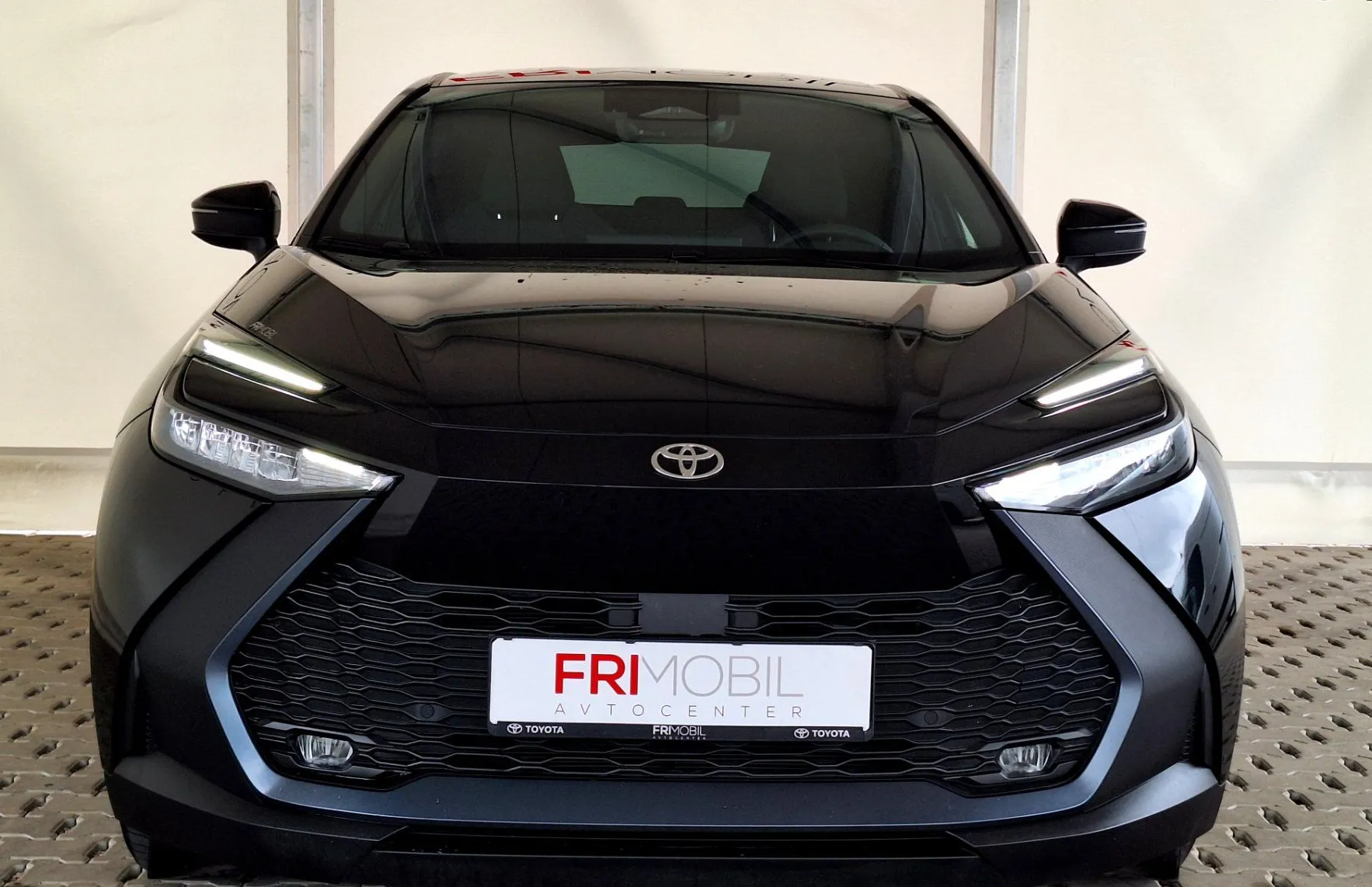 Zunanja slika - Toyota C-HR - Hybrid 1.8 C-ULT Aut. - 5