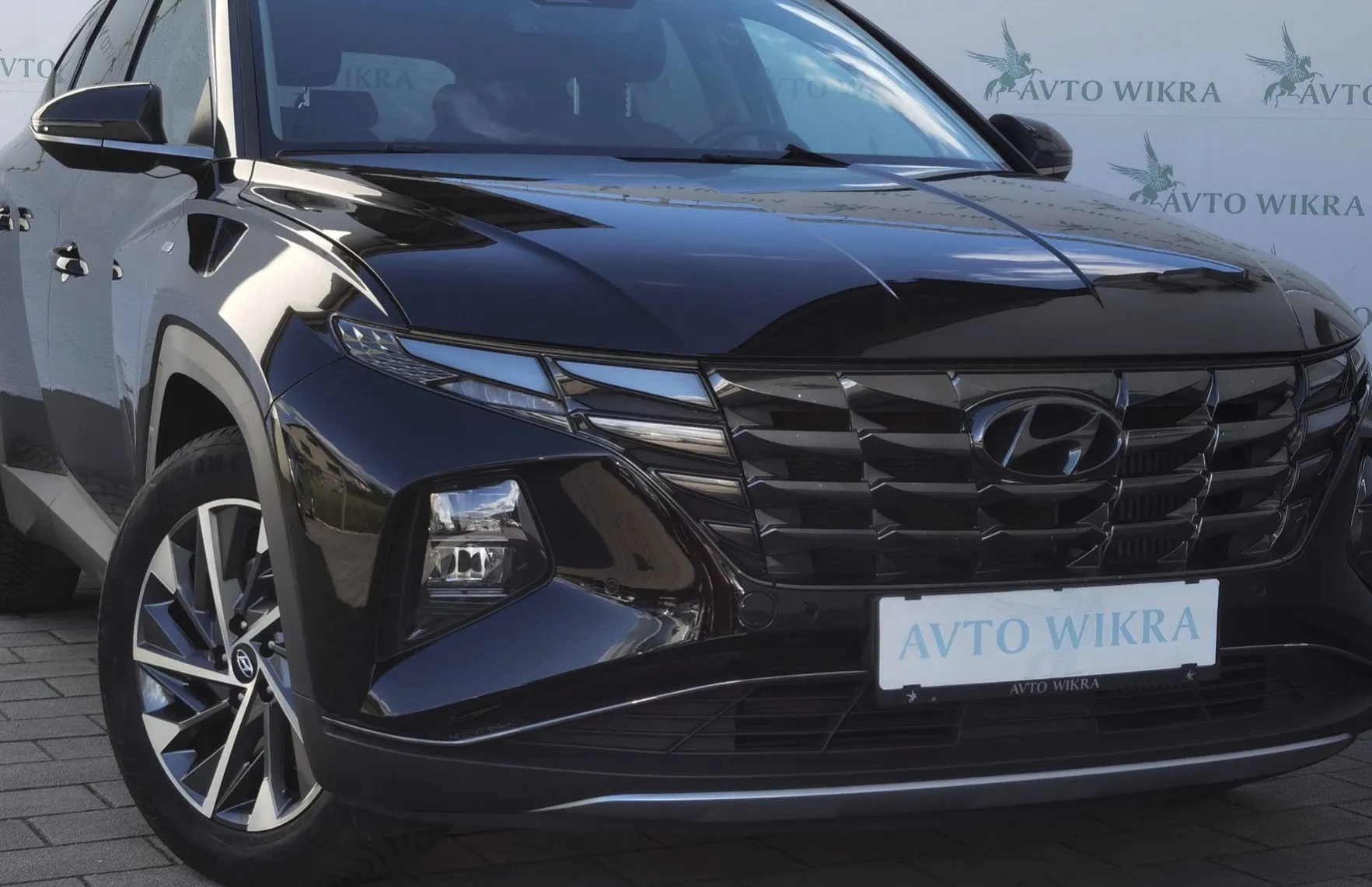 Zunanja slika - Hyundai Tucson - 1.6CRDI DCT Premium BI-LED•BLIS•GRETJE•KEYLES•18C• - 1