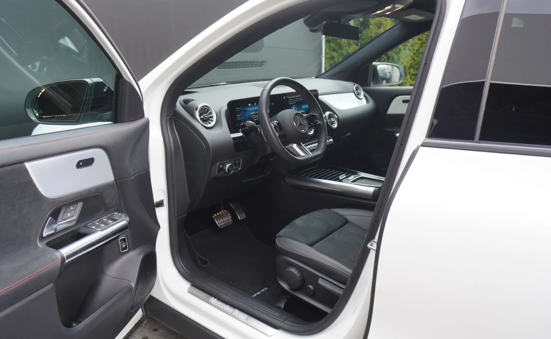Zunanja slika - Mercedes-Benz GLA-Razred - GLA 200 AMG LINE - 6