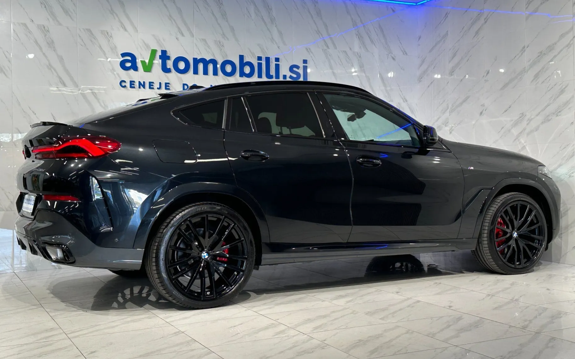 Zunanja slika - BMW serija X6: - xD30d|M-Pro|Pano|SoftC|R22|Kljuka|Zračno|Harman| - 5
