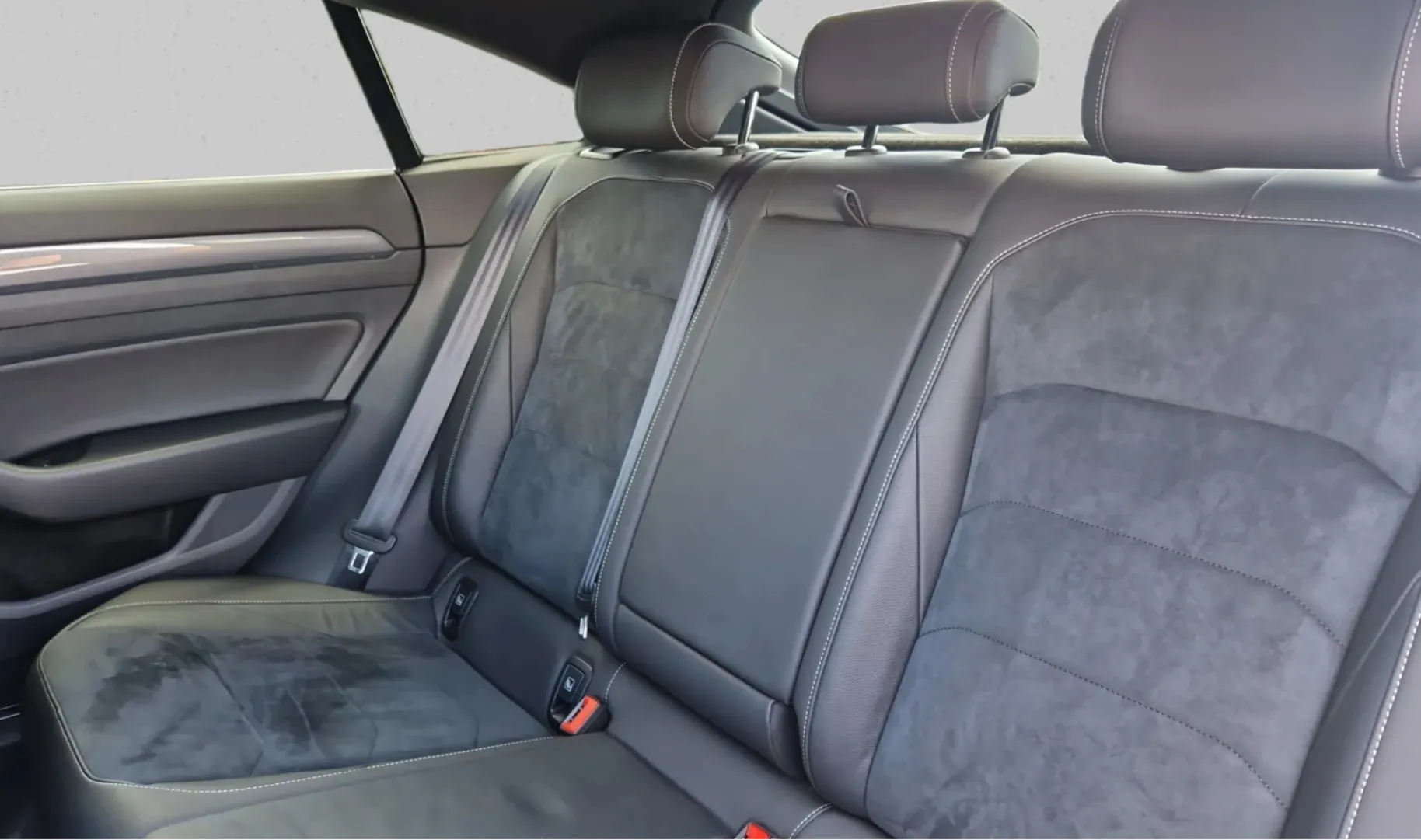 Zunanja slika - VW Arteon - 2,0 TDI BMT R-Line - 19