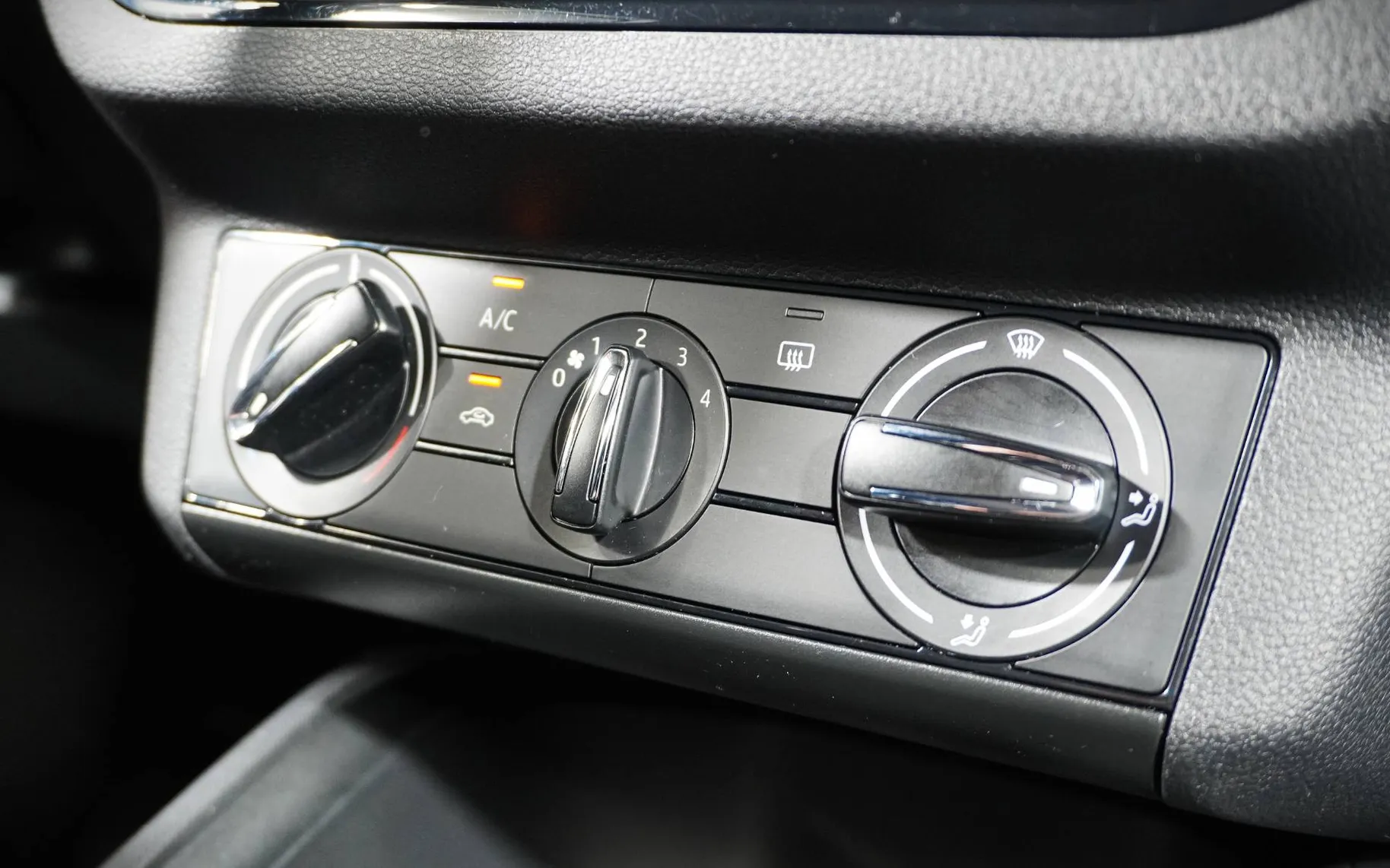 Zunanja slika - Škoda Kamiq - 1,0 TSI Active - 13