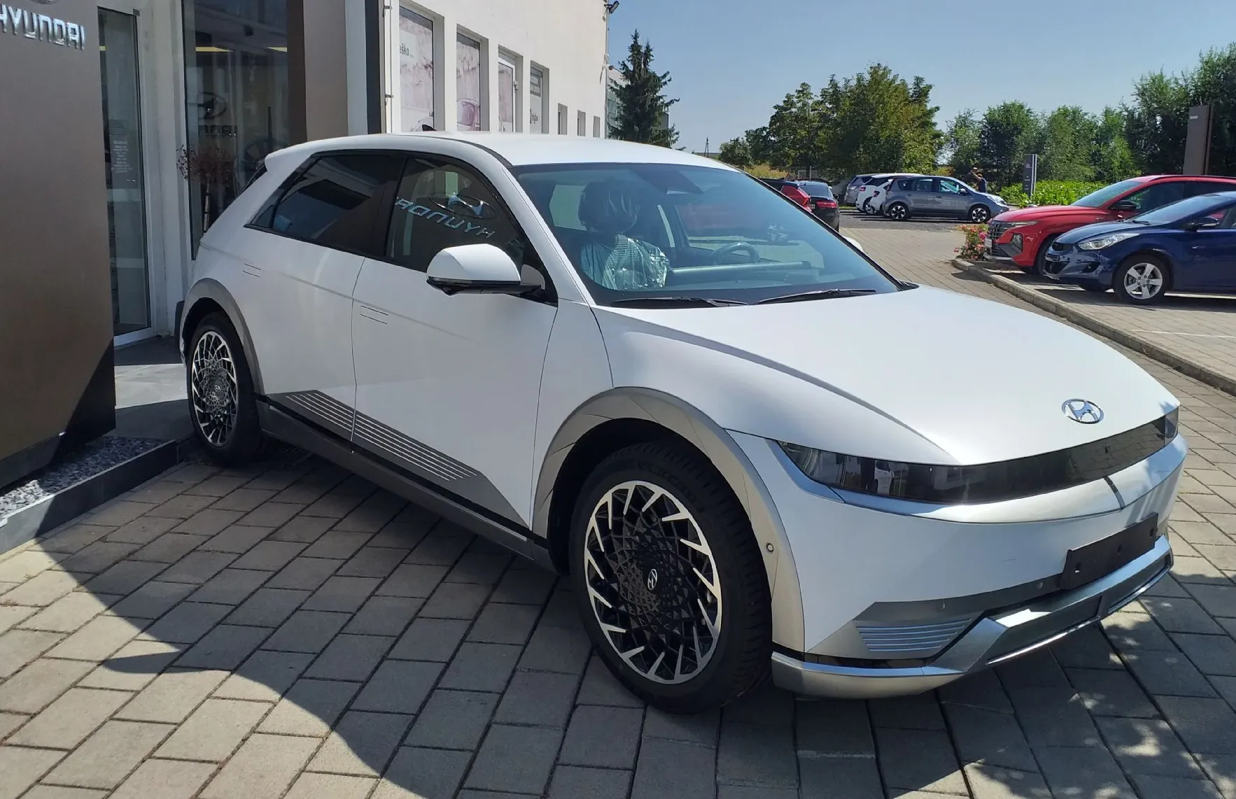 Zunanja slika - Hyundai Ioniq 5 - 168kW PREMIUM 84kWh .VOZILA V PRIHODU - 9