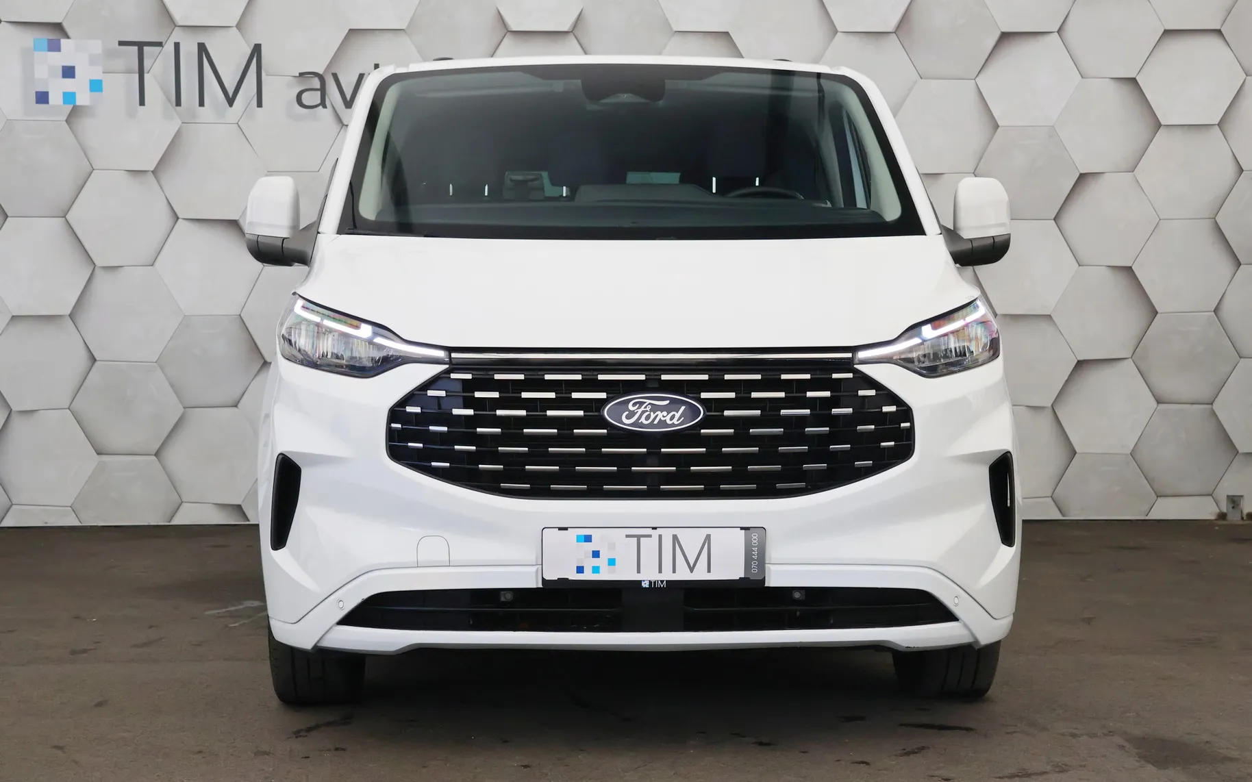 Zunanja slika - Ford E-Transit Custom - L2 2.0 TDCi Titanium 150KM 1+8 - 5
