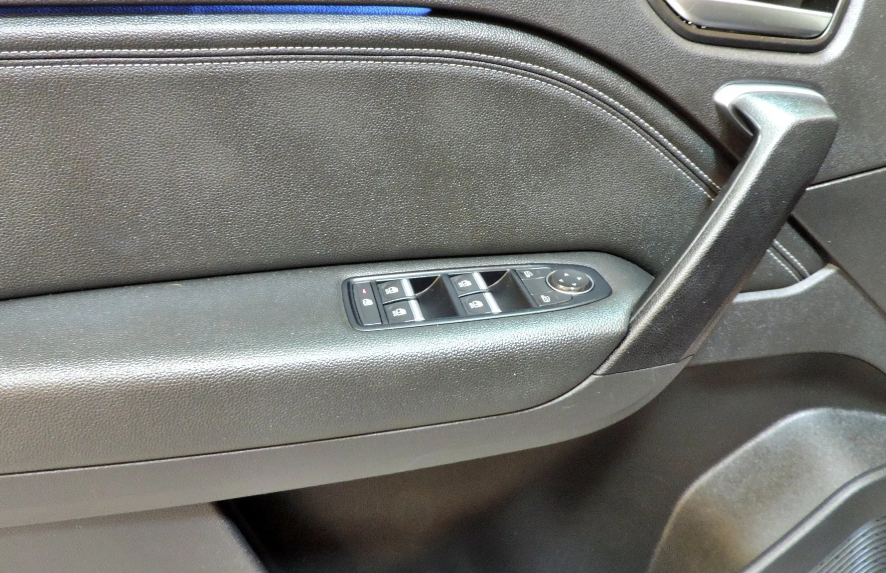 Zunanja slika - Renault Captur - TCe 90 Techno LED-KAMERA-KEYLESS - 18