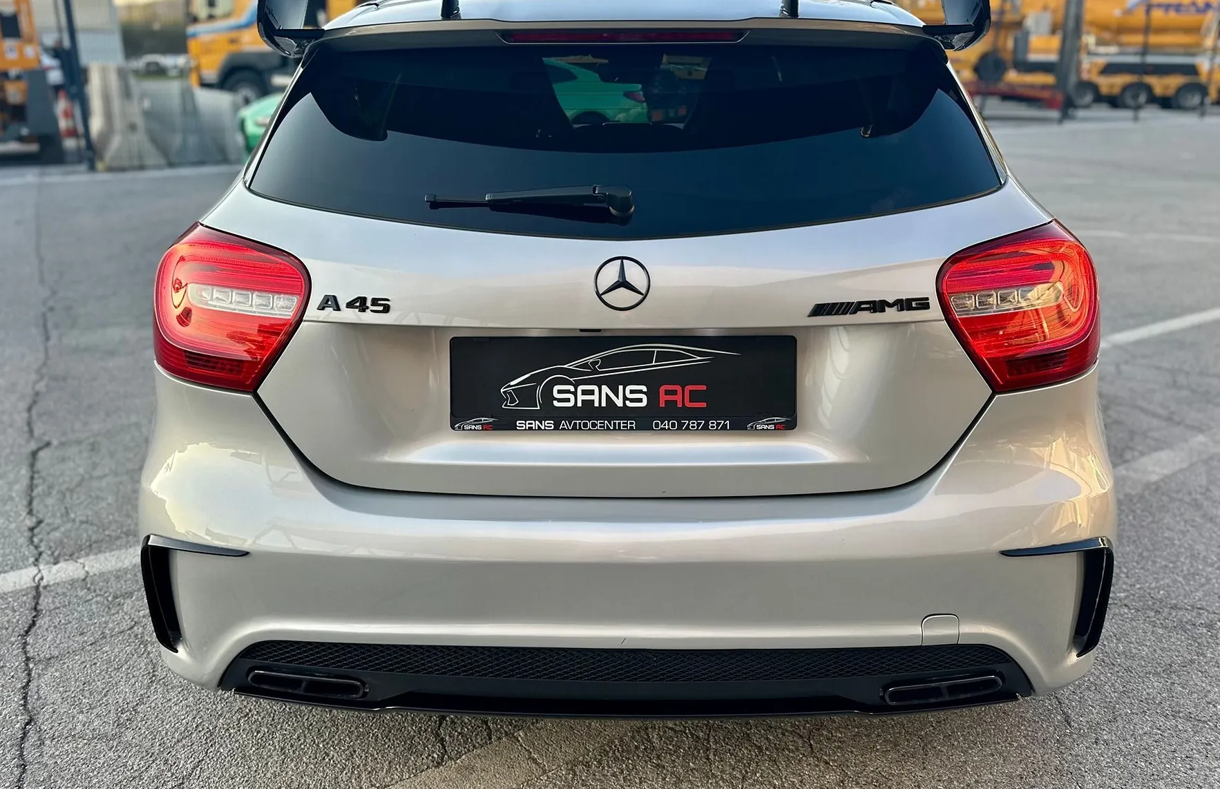 Zunanja slika - Mercedes-Benz A-Razred - A 45 AMG 4MATIC - RECARO - MEMORY - RADAR - 4