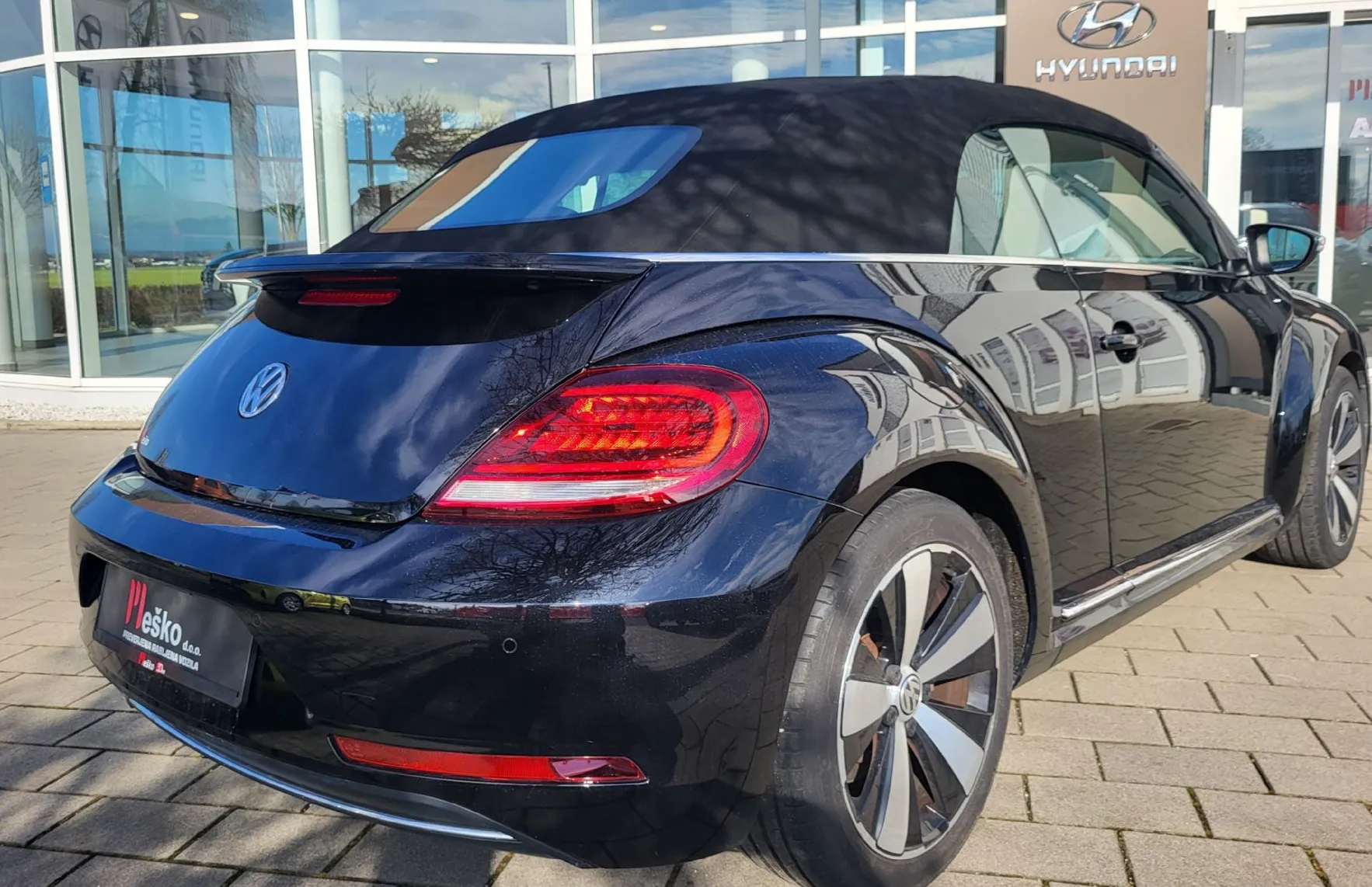 Zunanja slika - Volkswagen Beetle - 2.0 TDI avt. Design Allstar navi-led-pdc-alu-kamer - 5