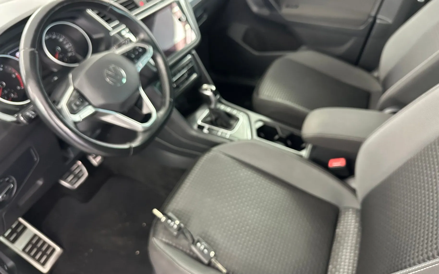 Zunanja slika - Volkswagen Tiguan - 2.0 TDI 110kW.NEMŠKI+4ALU.NAVI.AUT.GRET.SED.LED - 6