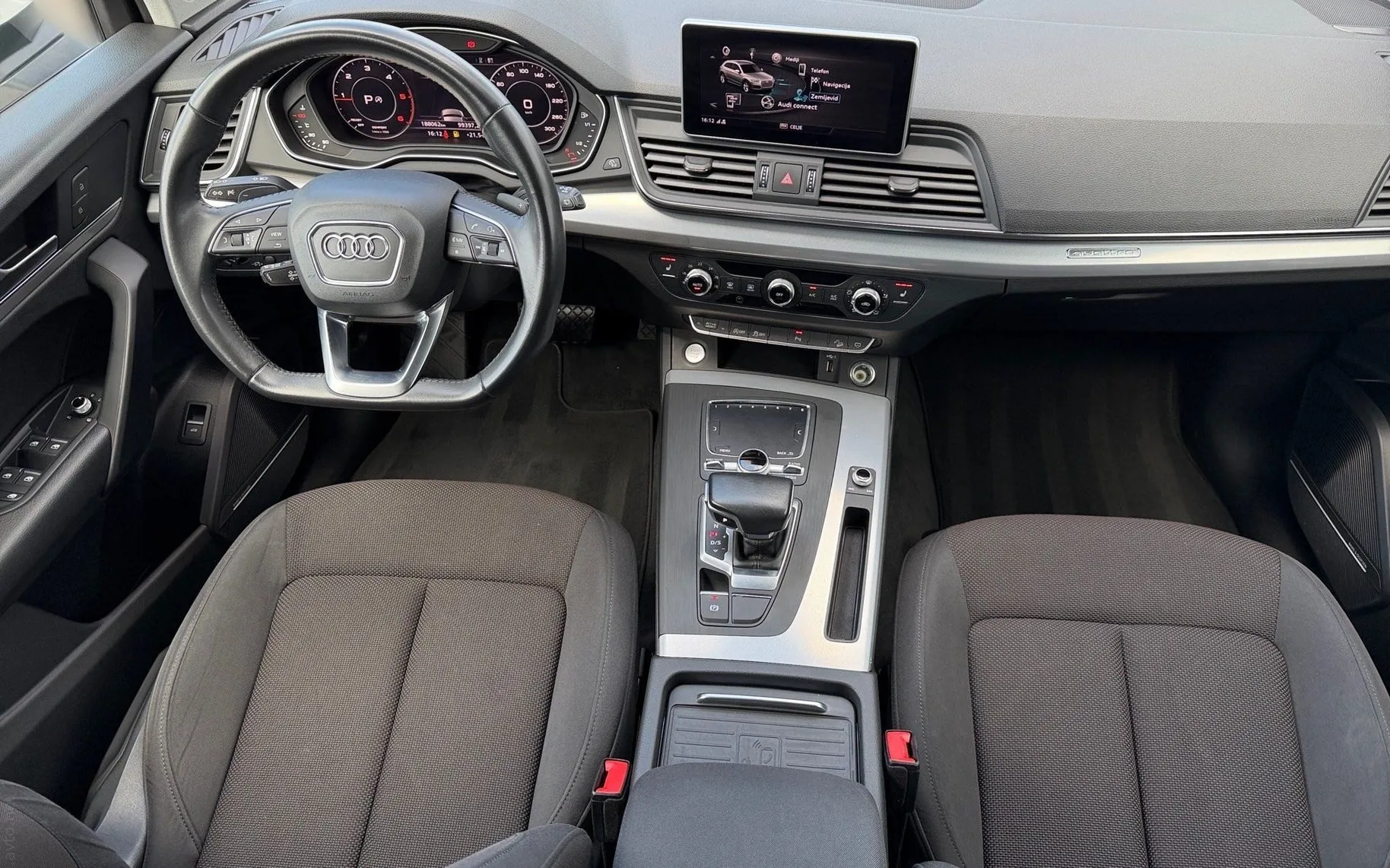 Notranja slika - Audi Q5 - 2.0 TDI Quattro Advanced-B O-Vlečna kljuka-Keyle.. - 10