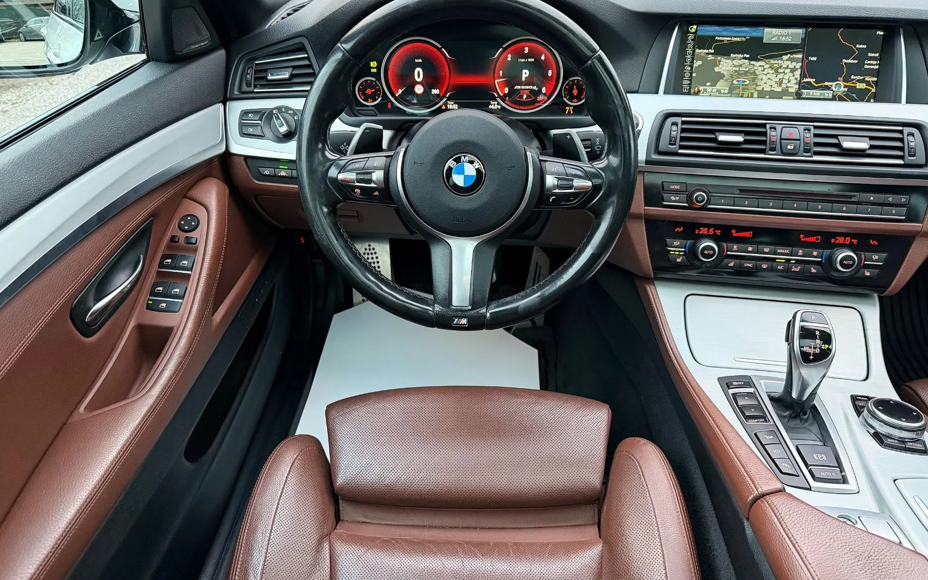 Zunanja slika - BMW Serija 5 - Touring: 530d xDrive M SPORT SLO 1.LASTNIK FULL LED ACC - 15