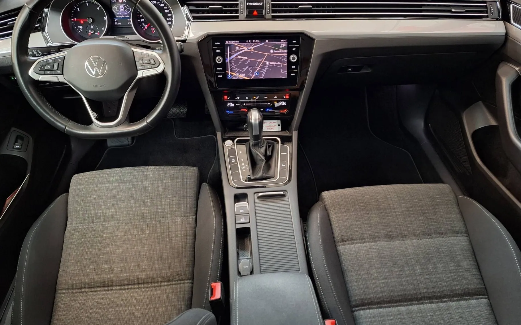 Notranja slika - Volkswagen Passat Variant - 2.0 TDI BMT SCR Business DSG - 7