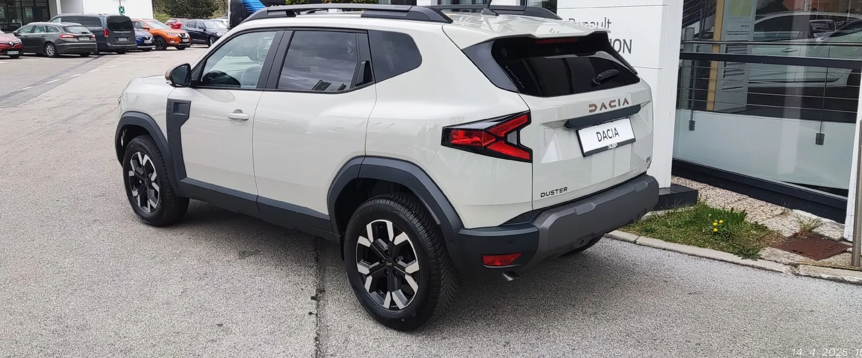 Zunanja slika - Dacia Duster - 1.2 TCe 130 4x4 EXTREME - 9