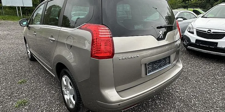 Zunanja slika - Peugeot 5008 - Premium 1.6 HDi FAP+1 Lasnik+Slo.poreklo - 6