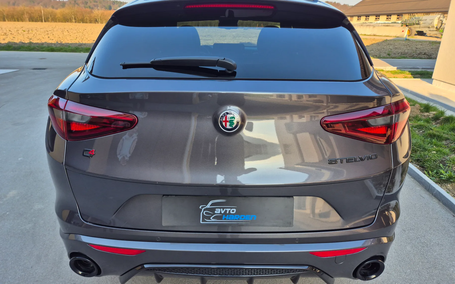 Zunanja slika - Alfa Romeo Stelvio - Q4 2,2 Diesel 210 Veloce Ti - 5