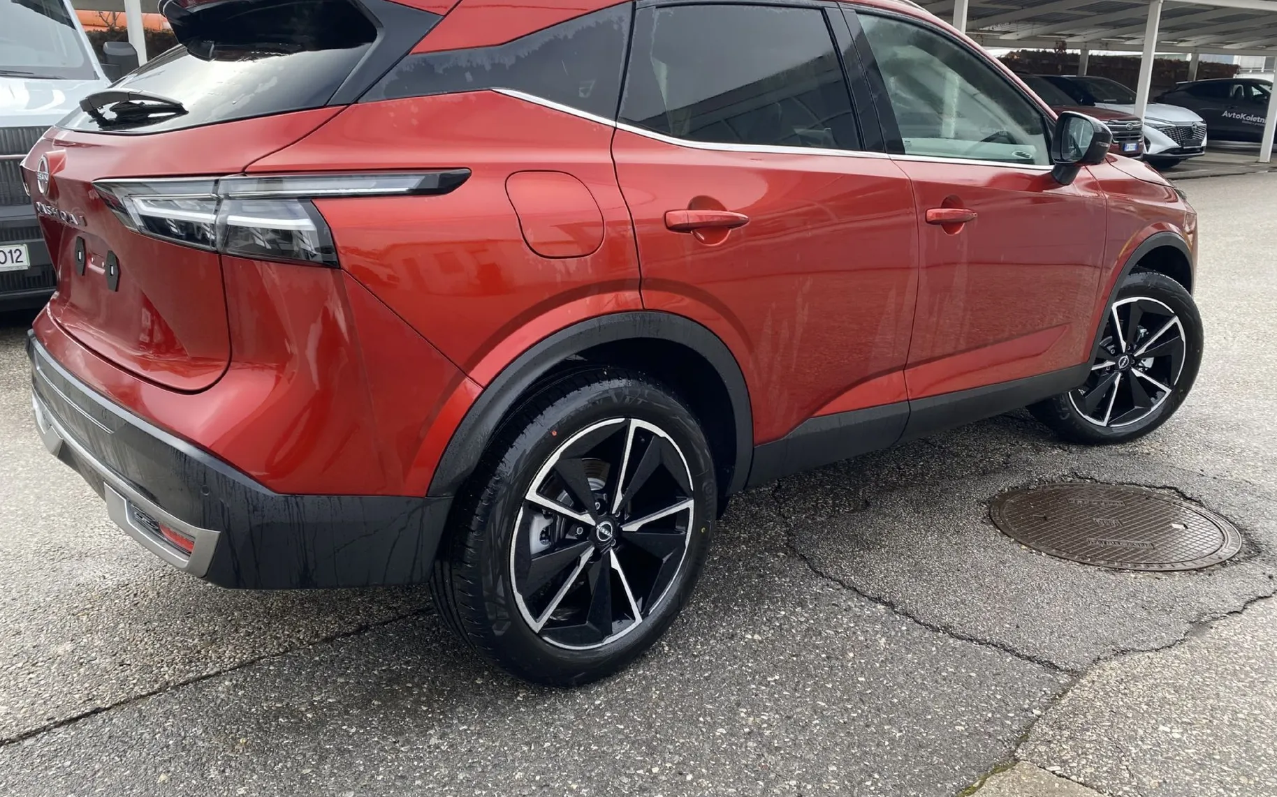 Zunanja slika - Nissan Qashqai - 1.3 DIG-T 158 X-T TEKNA SUN - 11