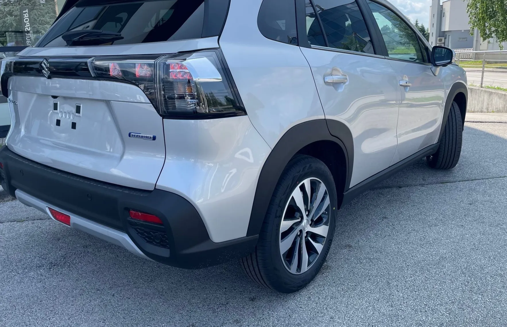Zunanja slika - Suzuki S-Cross - 1.4 Boosterjet AllGrip Hybrid Elegance - 4