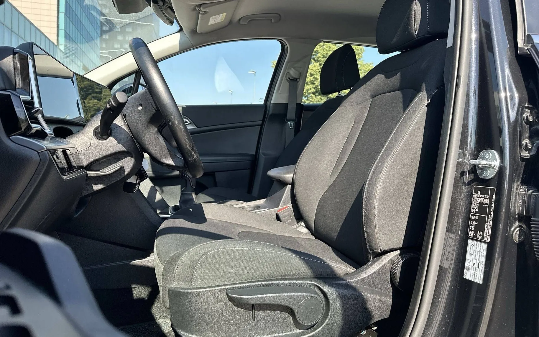 Notranja slika - KIA Sportage - 1.6 T-GDI LX Fresh ISG - 10
