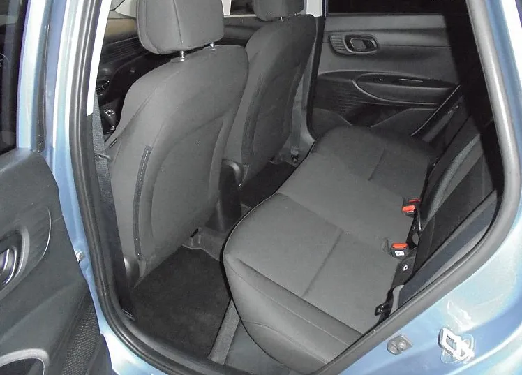 Zunanja slika - Hyundai Bayon - 1.0 T-GDI 90 COMFORT°AAC°WINTER°RG° - 8