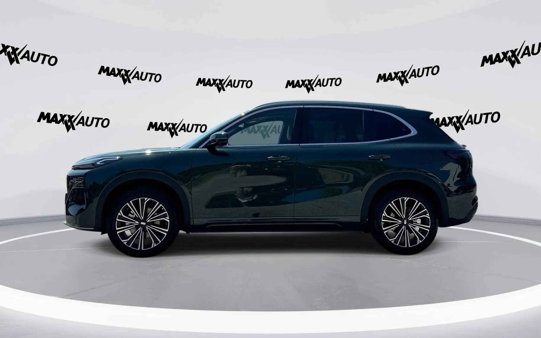 Notranja slika - Geely StarRay EM-i - Plug-In Hybrid 1.5 Max Avt. - 8