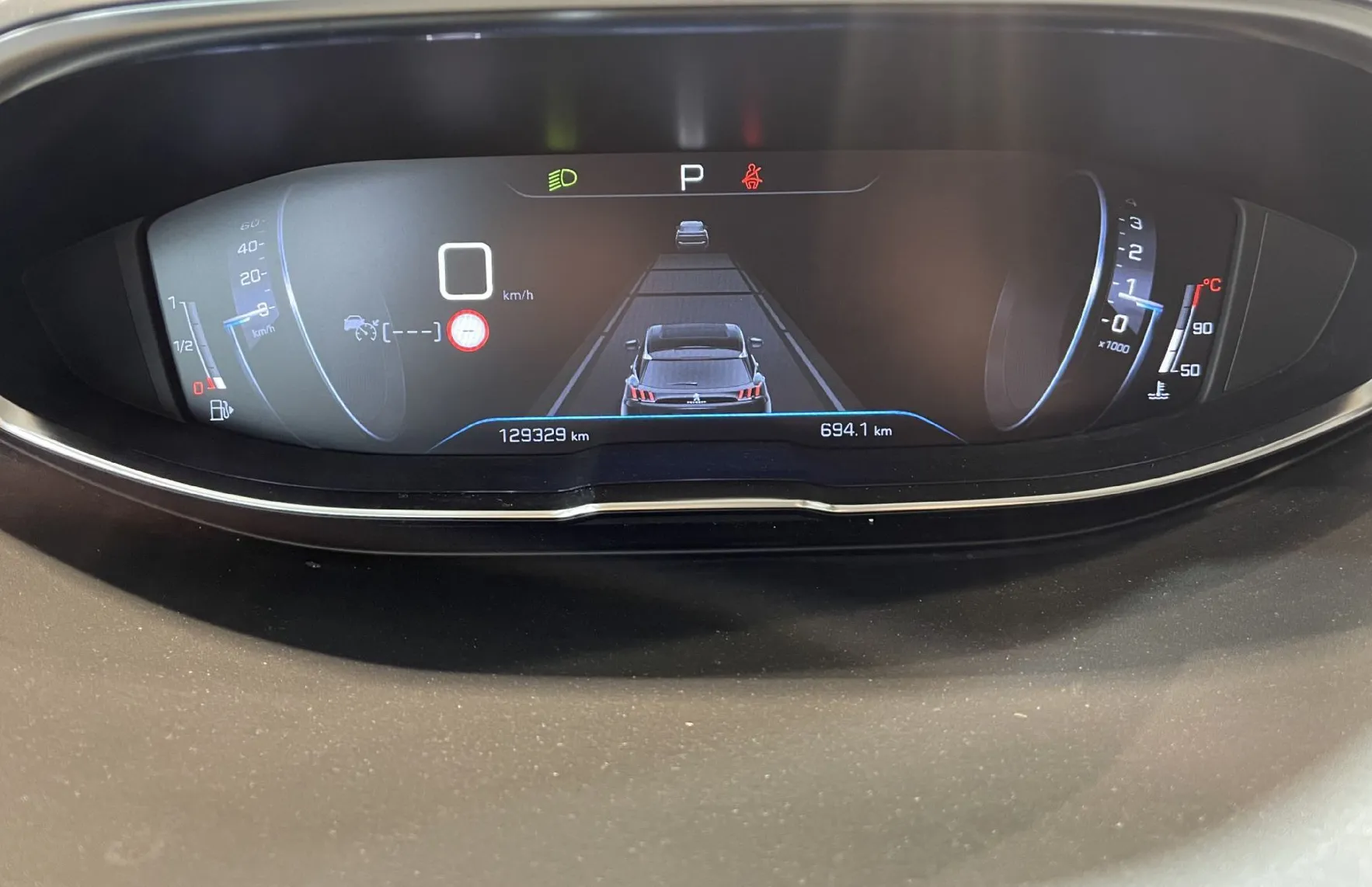 Zunanja slika - Peugeot 5008 - 1.5HDI-NAVIGACIJA-360KAMERA-MRTVI KOT-RADAR-LED-18 - 13