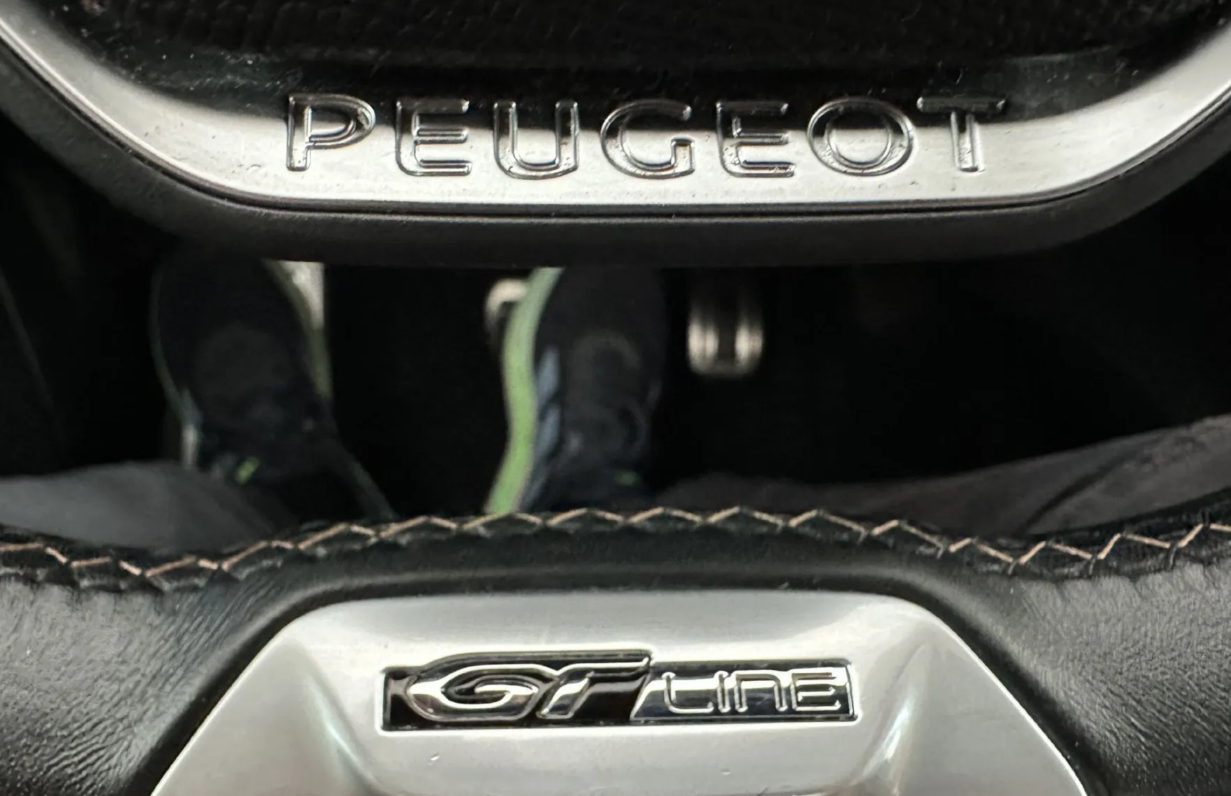 Zunanja slika - Peugeot 5008 - 1.2  96 KW.GT Line Avt..USNJE.NAVI.VELIKI SERVIS - 11