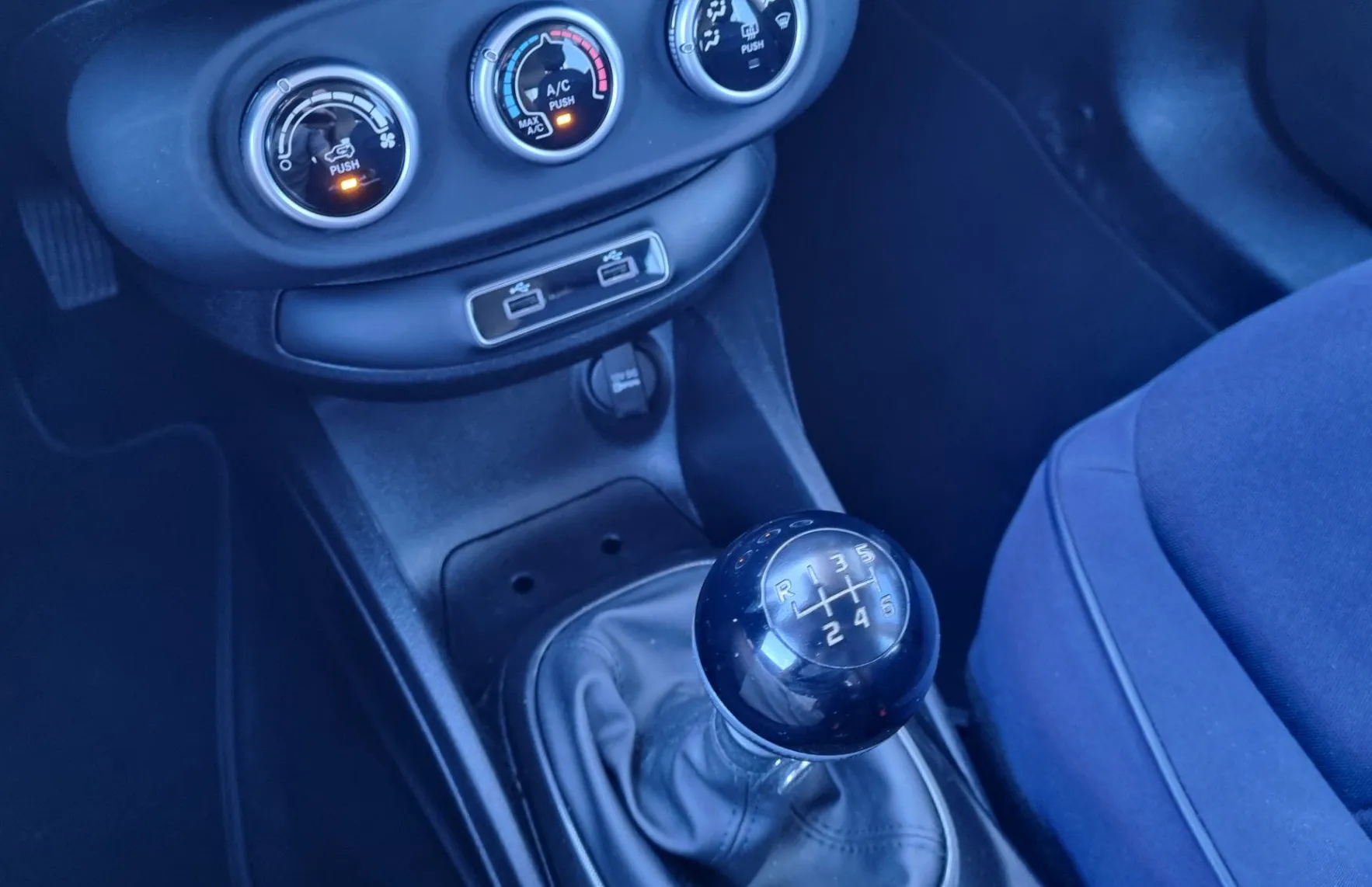 Zunanja slika - Fiat 500X - 1.0 URBAN - ODLIČNO OHRANJEN - ZNANA ZGODOVINA - 14