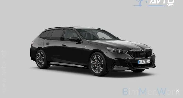 Notranja slika - BMW serija 5 Touring: - 20d|M-Pro|IconicG|Hlajenje|360K|Harman|HUD|Memory| - 7