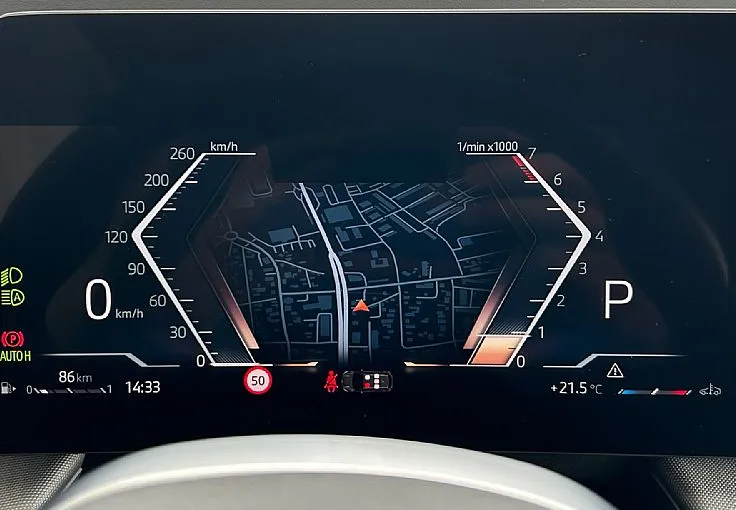 Zunanja slika - BMW Serija 2 - Active Tourer: 218i KAMERA-LED-NAVI-KEYLESS-VIRTUAL-ASIS - 9