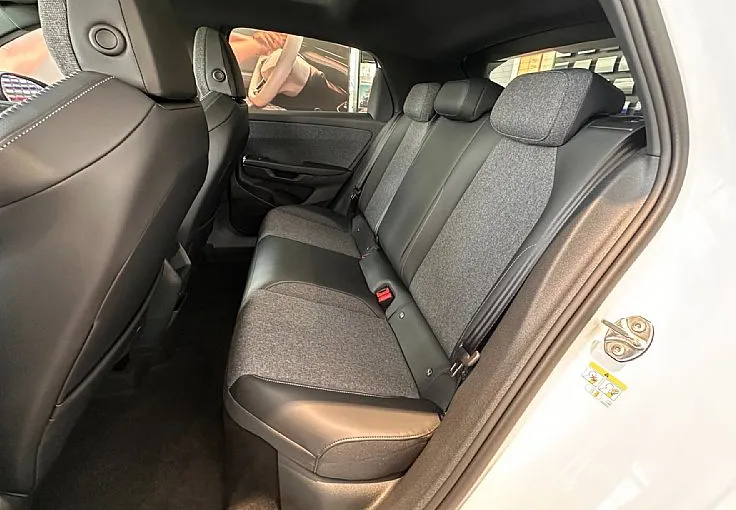 Zunanja slika - Volkswagen ID.Polo - Premium 52kWh 211KM -NOVI MODEL -PANORAMA -KLJUKA - 10