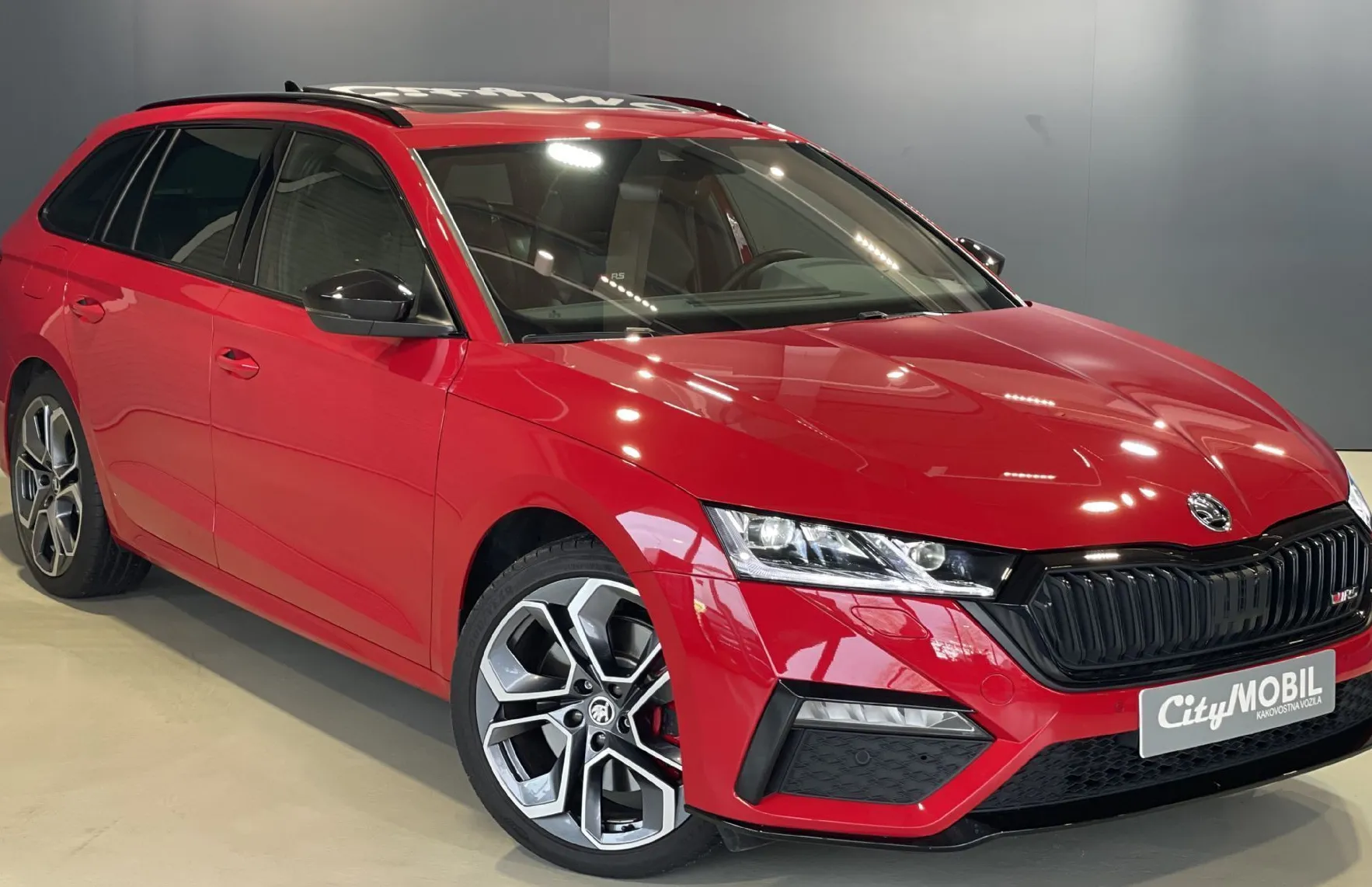 Zunanja slika - Škoda Octavia - RS-VIRTUAL-PANORAMA-NAVI-HALJENJE SED-ALCANTARA - 3
