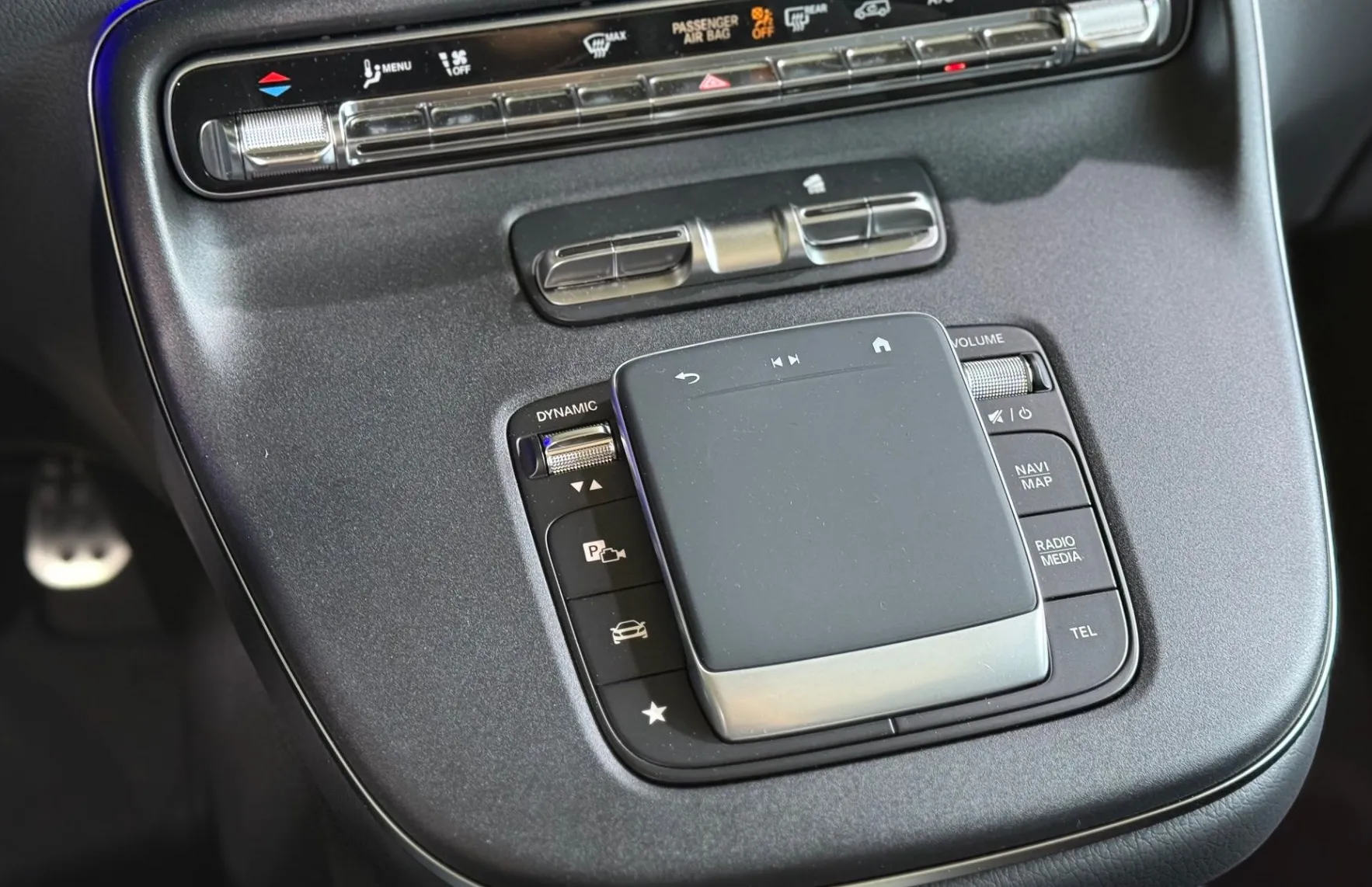 Zunanja slika - Mercedes-Benz V-Razred - 300d 4MATIC STYLE dolgi - 19