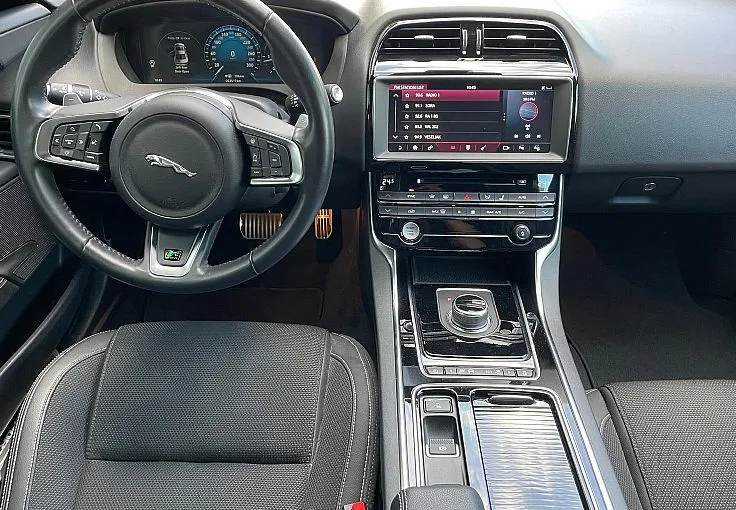 Zunanja slika - Jaguar XE - XE - 5