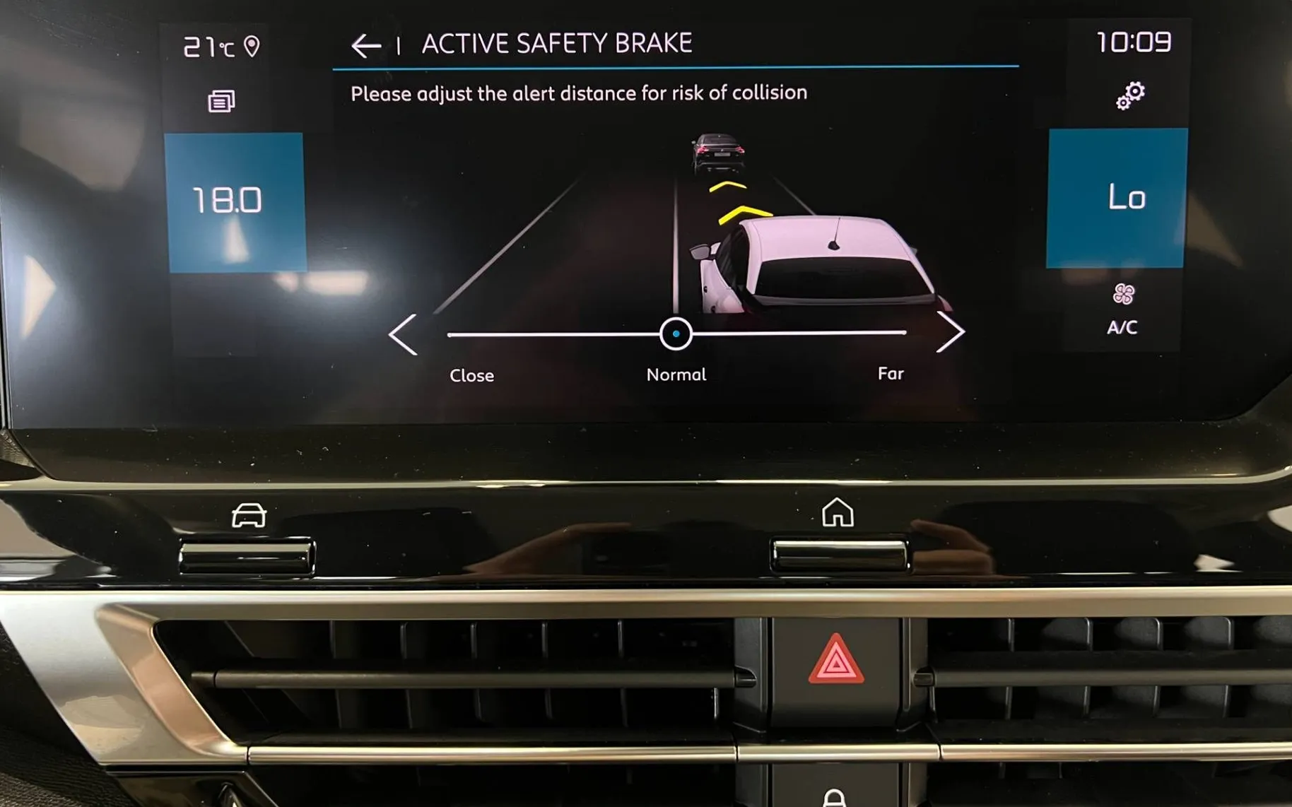 Zunanja slika - Citroën C4 - 1.2-FULL-LED-HUD-GRET-SED-KAM-NAVI-DAB-PDC-17C - 16