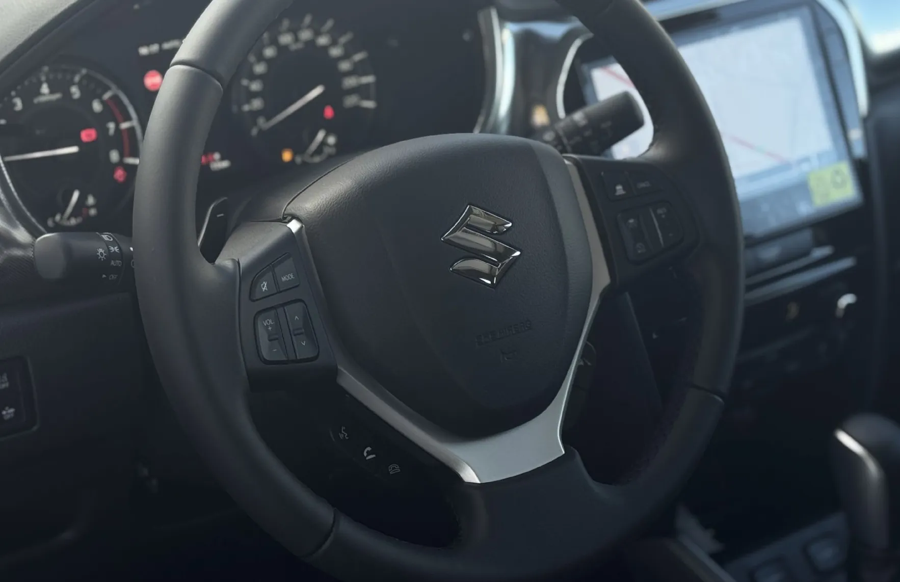Zunanja slika - Suzuki Vitara - 1.4 BOOSTERJET HYBR ELEGANCE TOP ALGR at - 9
