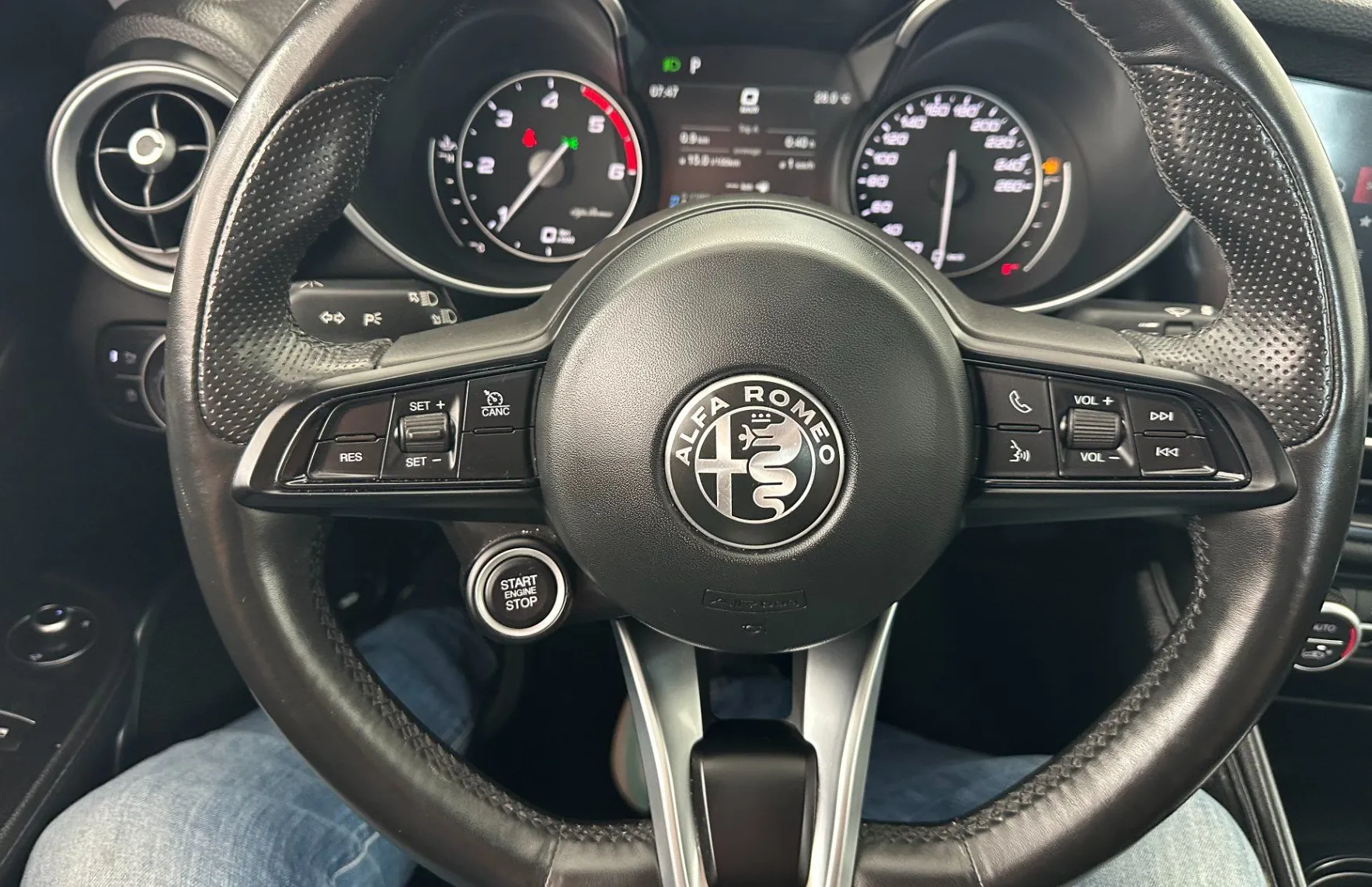Zunanja slika - Alfa Romeo Giulia - 2.2 Multijet 190 Avt.NEMŠKA.KAMERA.USNJE.140 KW - 13